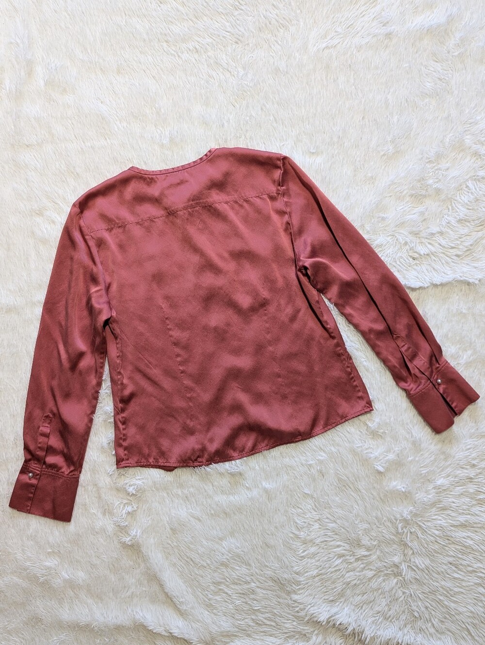 Vintage Talbots 100% Pure Silk Rose Pink Faux Pearl Button Up Blouse 10 - Picture 5 of 10